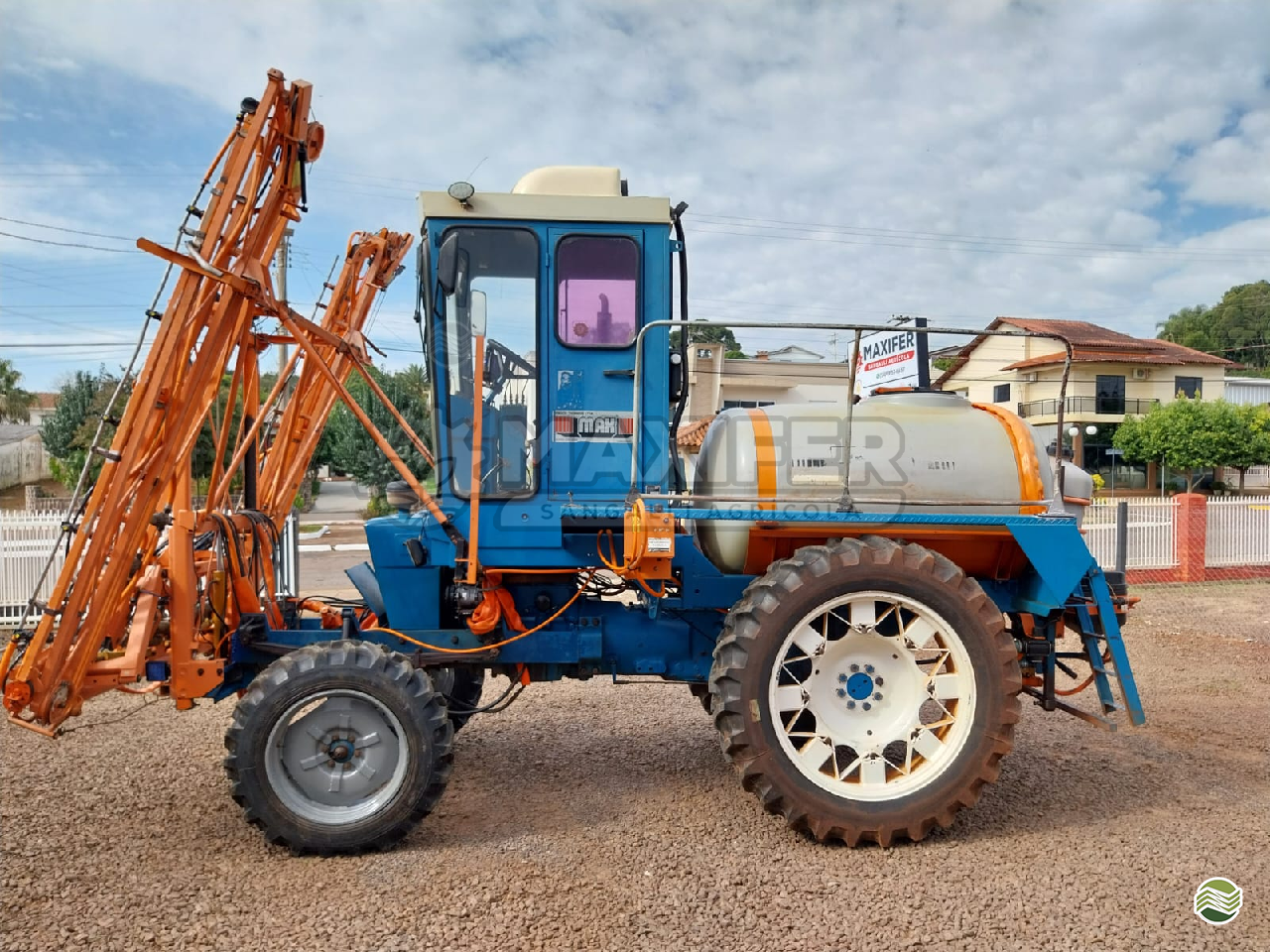PULVERIZADOR MAX SYSTEM MAX JACTO Tração 4x2 Maxifer Sangalli Agrícola CAMPINAS DO SUL RIO GRANDE DO SUL RS